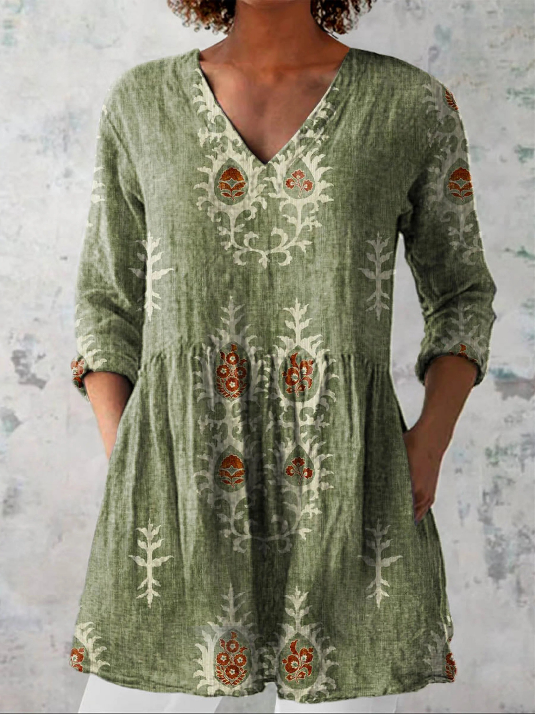 Elise Long Blouse with V-Neck Green